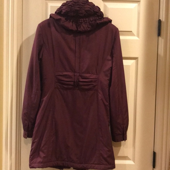 ELIE TAHARI BURGUNDY LIGHT WEIGHT COAT XS - Picture 5 of 8